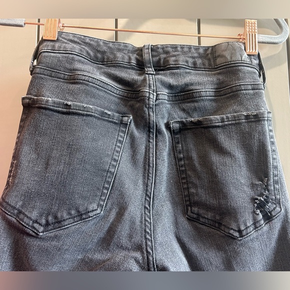 Aeropostale black distressed high rise jegging size 6 - Picture 4 of 9